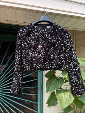 Avec Les Filles Elegant Black Sequined Crop Blouse